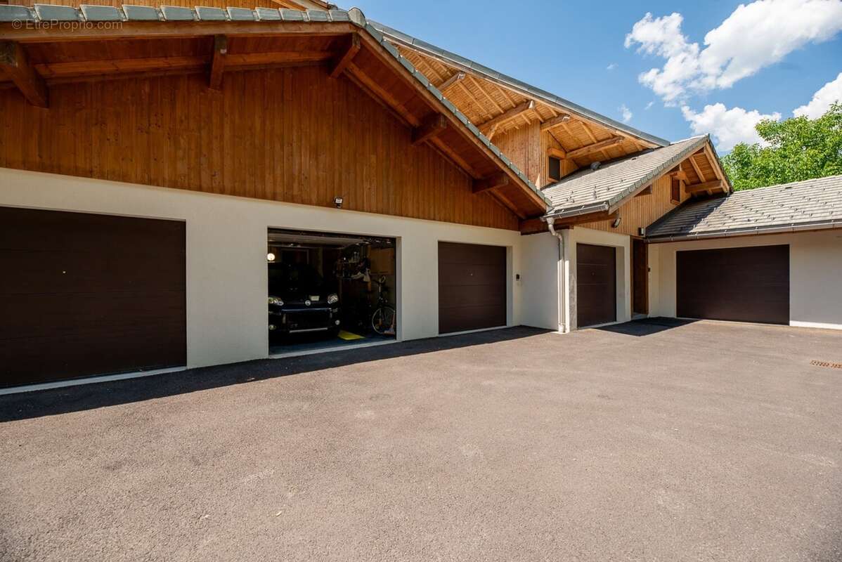 Haute Savoie (74), à vendre SAMOENS - Domaine skiable Grand Massif - Appartement T3 63 m² - photo 11