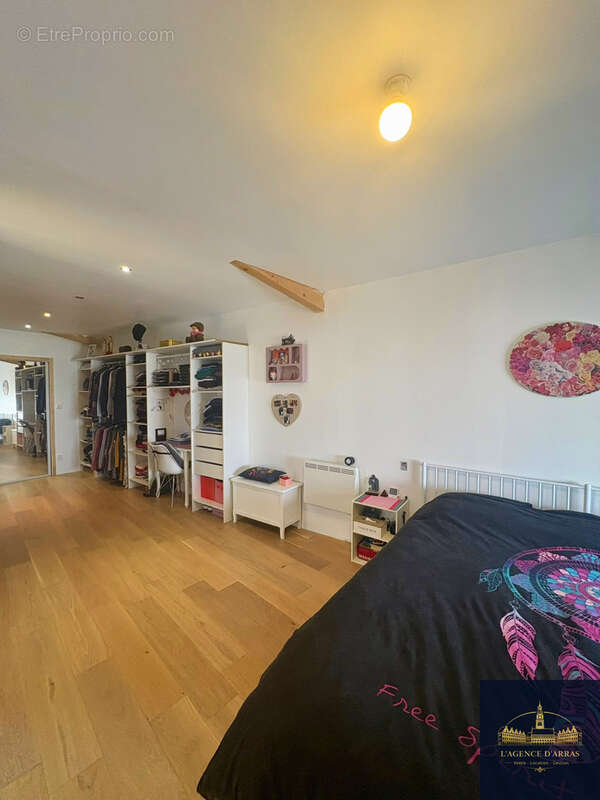 Tilloy-lès-mofflaines   plain-pied d'exception aux allures de loft   145 m2 habitables + 50 m2 de potentiel - photo 7