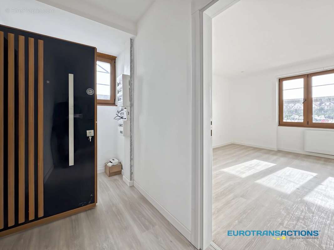 Appartement à NIEDERMODERN