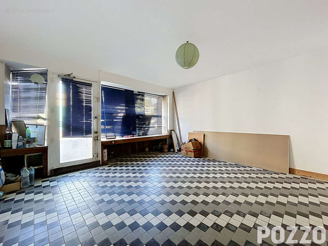 Maison de ville avec terrasses et pièces aménageables - photo 11