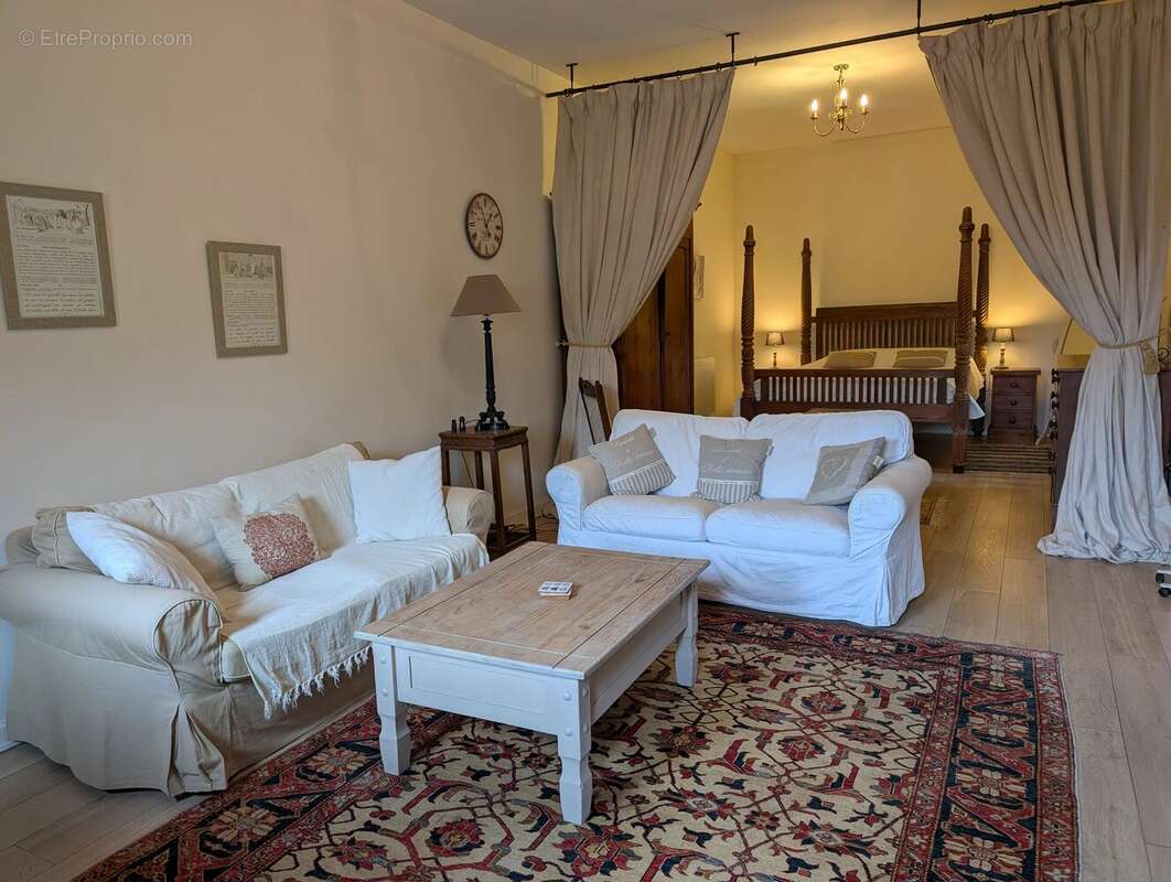 Maison à DURAS