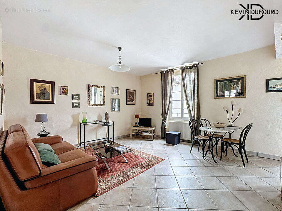 Appartement à AUBENAS