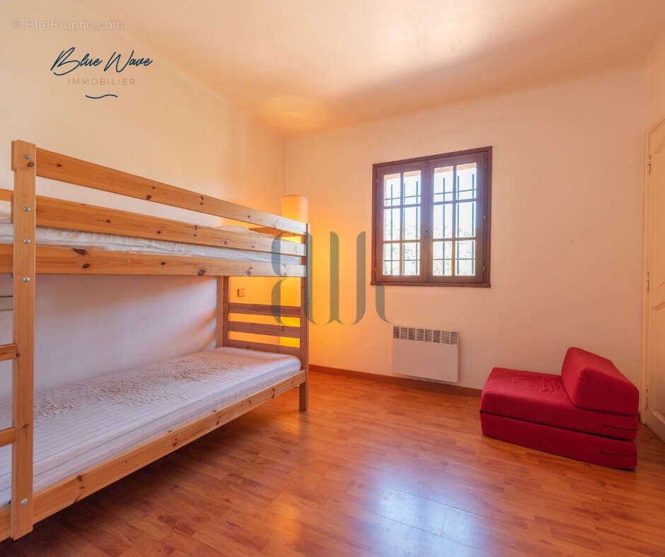 Maison à ROQUEBRUNE-SUR-ARGENS