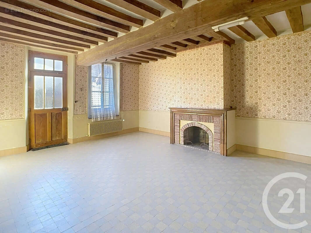 Maison à ERAGNY-SUR-EPTE