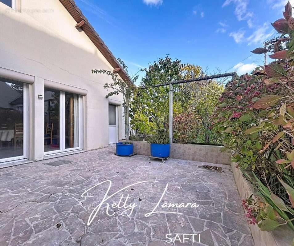 Photo 9 - Maison à SAINT-CYR-L&#039;ECOLE