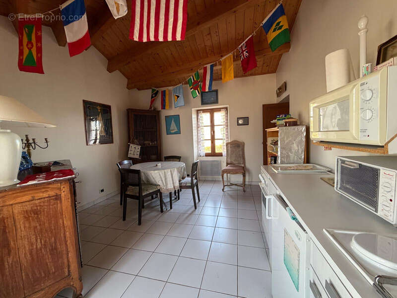 Maison à SAINT-MICHEL-EN-L&#039;HERM