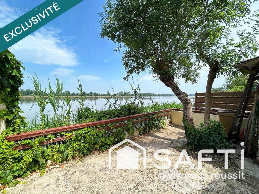 Photo 1 - Maison à VAYRES