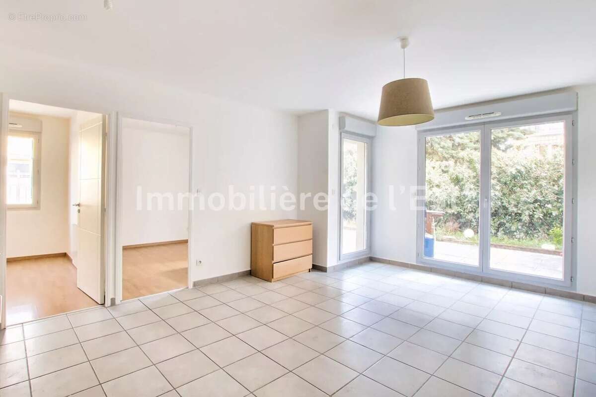 Appartement à LYON-8E