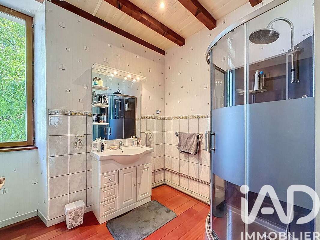 Maison 230 m² à Ozillac  - photo 8