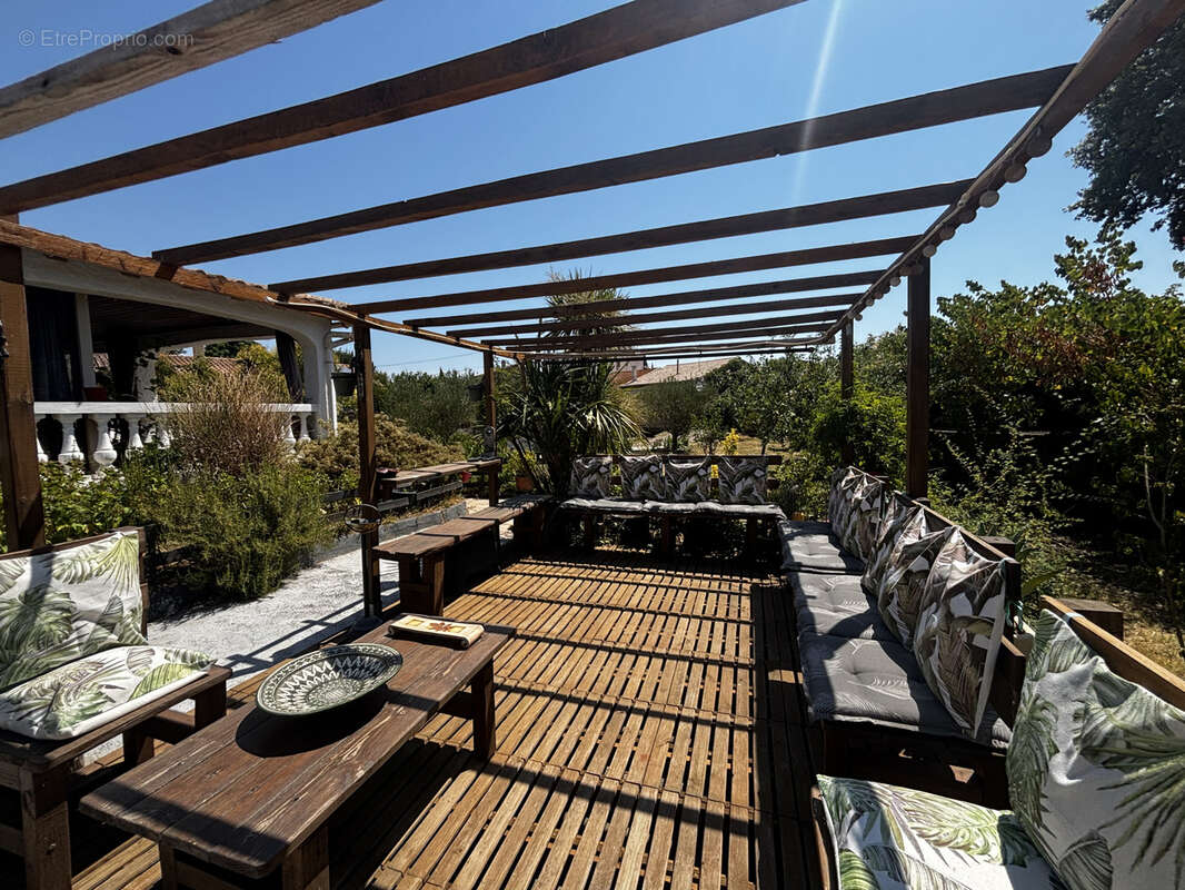 Proche pezenas -  maison independante de plain pied 3 chambres terrain 1345m2 grand terrain clos - photo 3