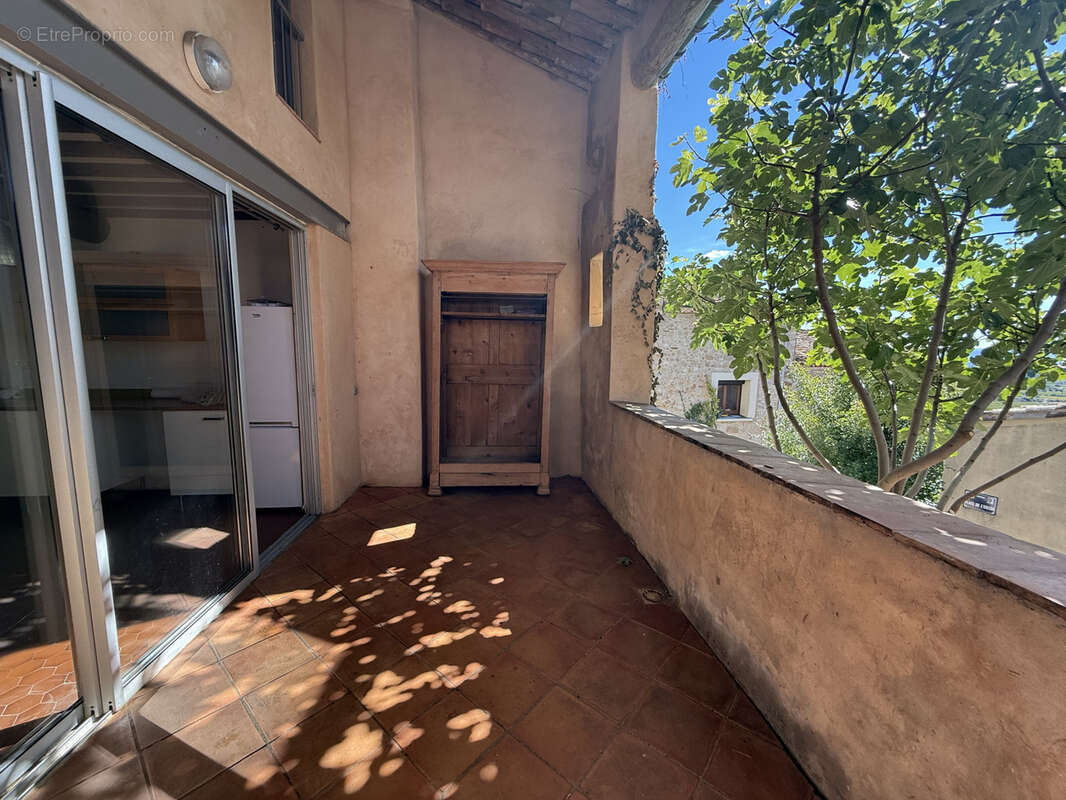 Maison à MONTPEYROUX