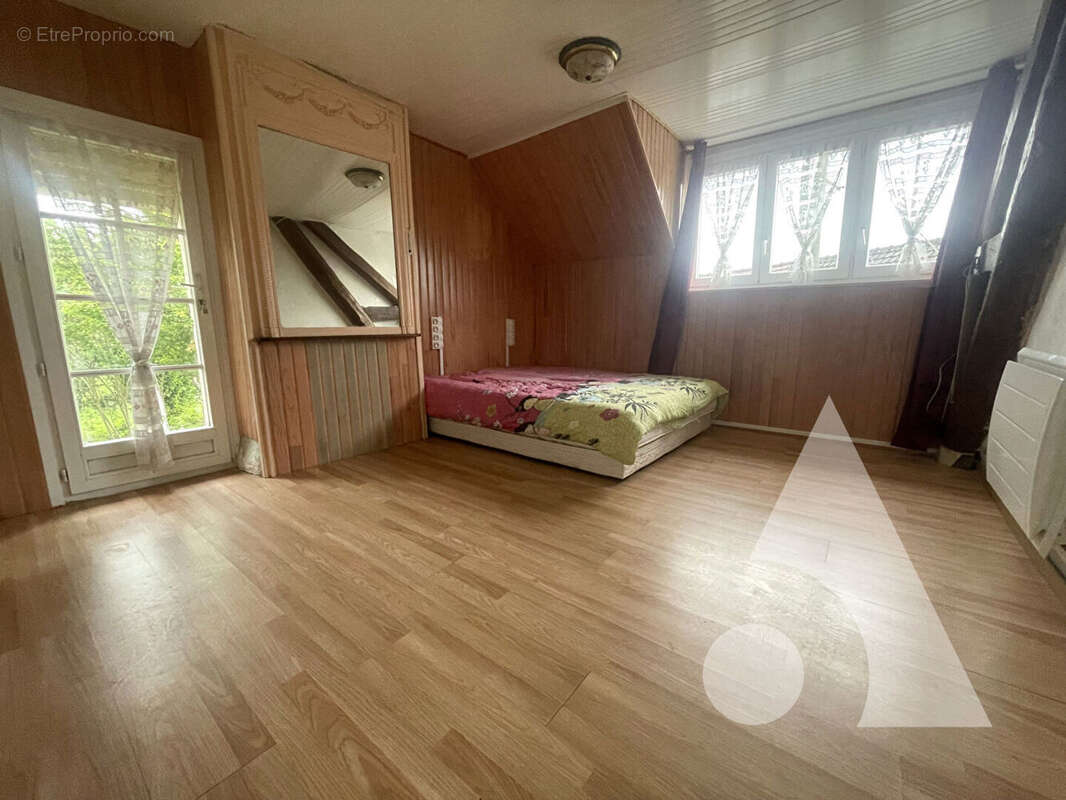 Maison à VILLERS-COTTERETS