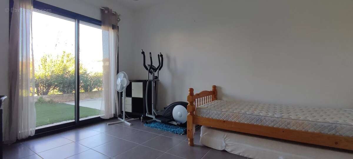 Maison à LA LONDE-LES-MAURES