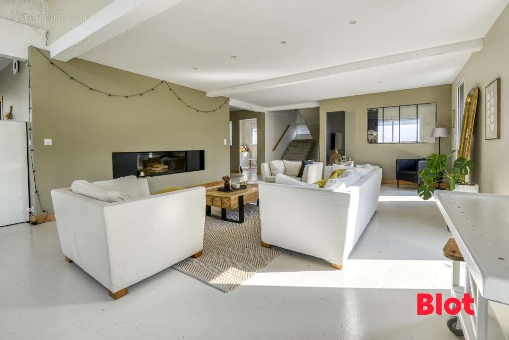 Maison 221 m² à Orvault  - photo 6