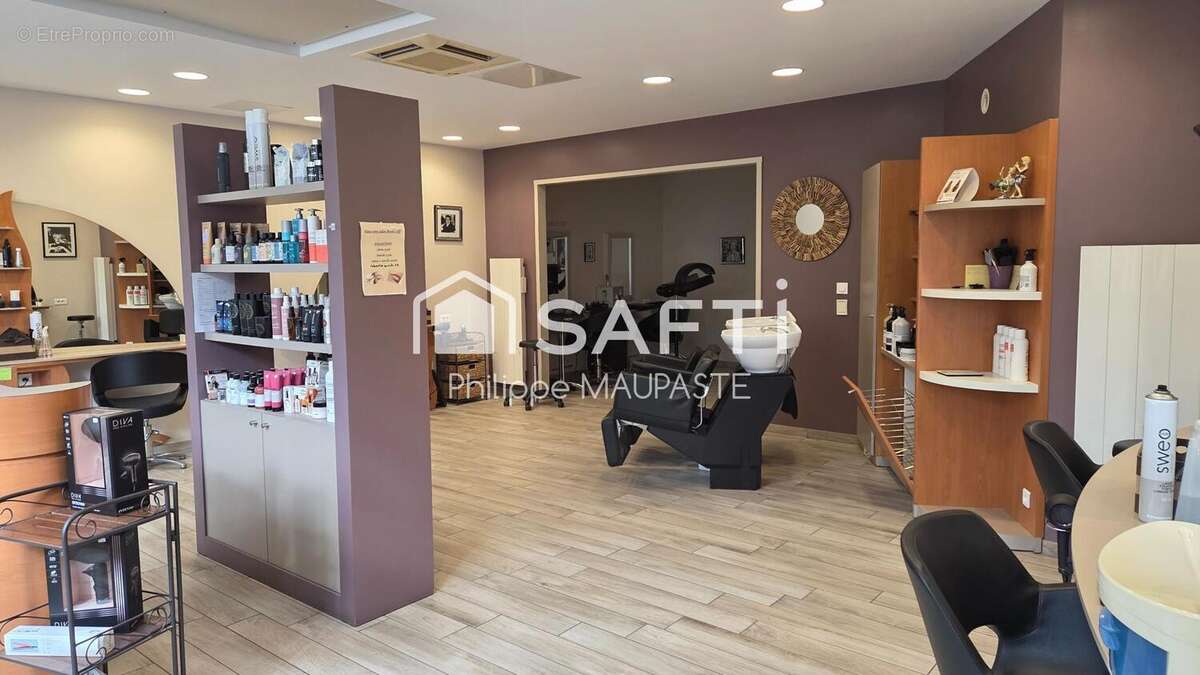 Photo 3 - Commerce à NEVERS