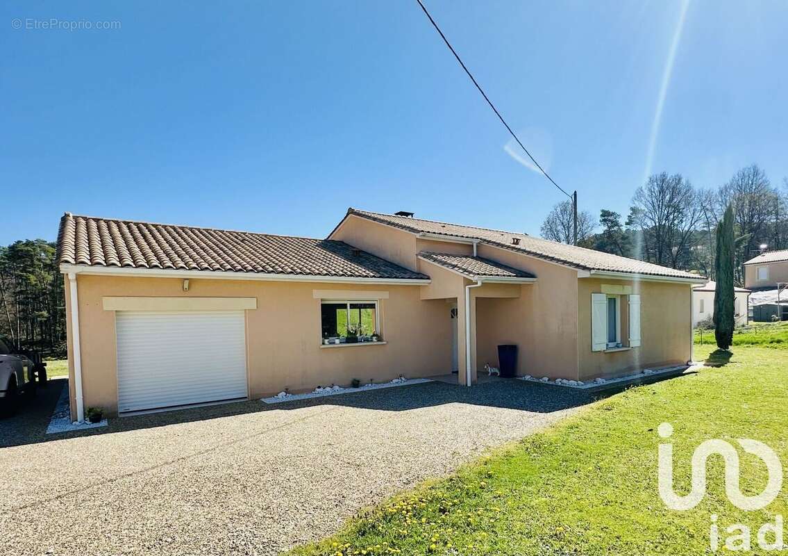 Photo 2 - Maison à TRELISSAC