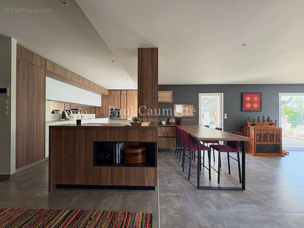 Maison 170 m² à Beziers  - photo 8