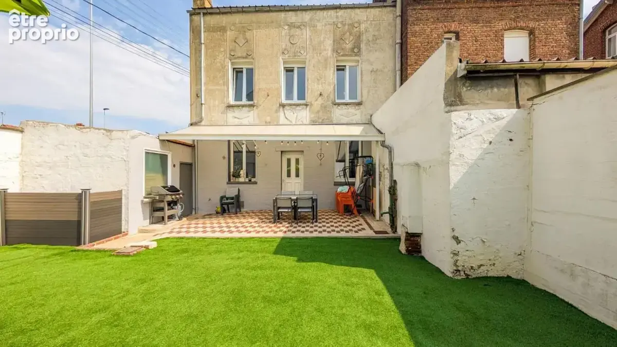 Maison de ville rénovée 98 m², 3 chambres, cour et garage - photo 14