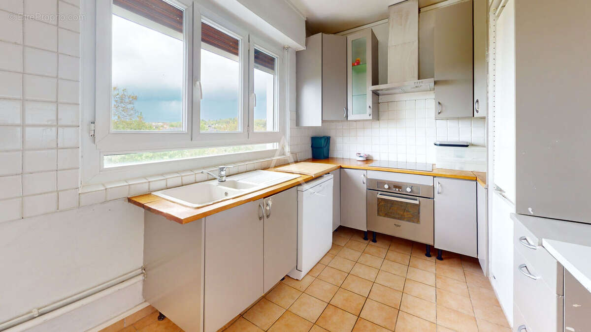 Appartement à CHILLY-MAZARIN