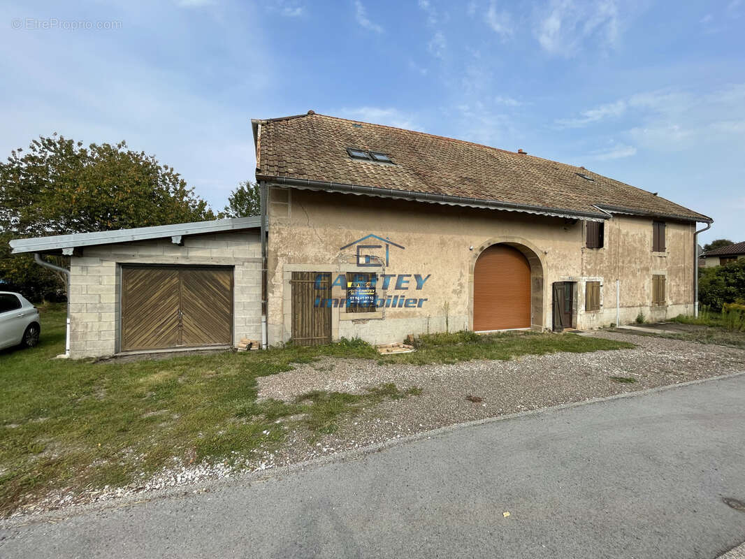 Maison à ROYE