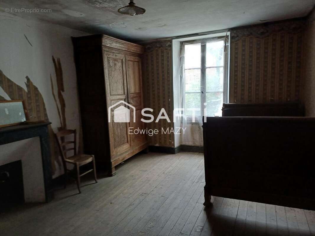 Photo 9 - Maison à LE CHAUCHET