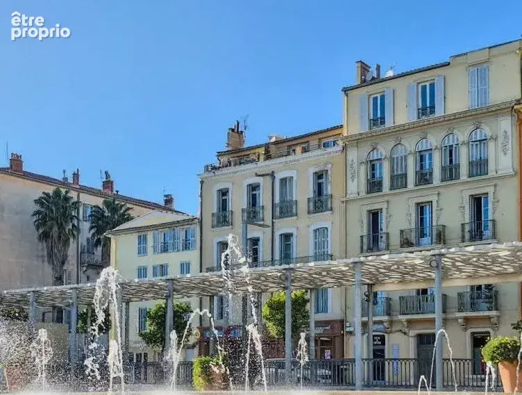 Appartement à HYERES