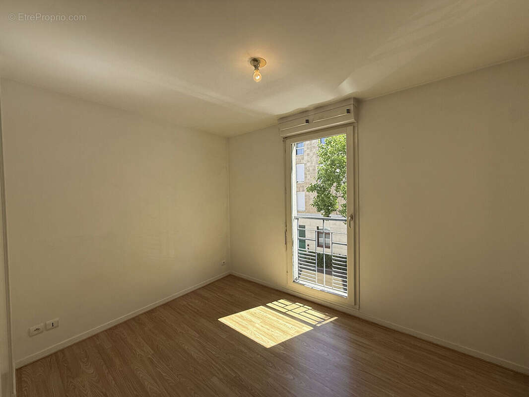 Appartement 3 pieces 61.89 m² + balcon + parking s/sol - photo 8