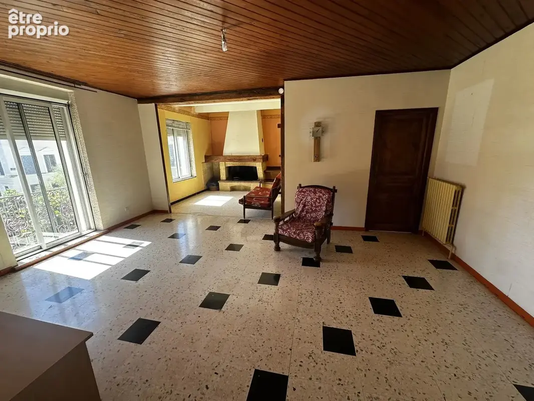 vaste maison de ville  180 m2 plus cour. - photo 10
