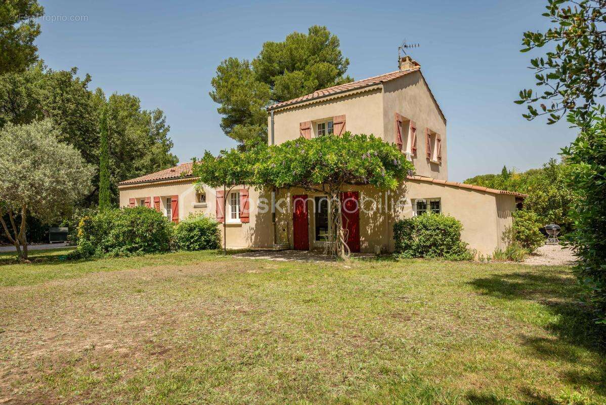 Maison à EGUILLES