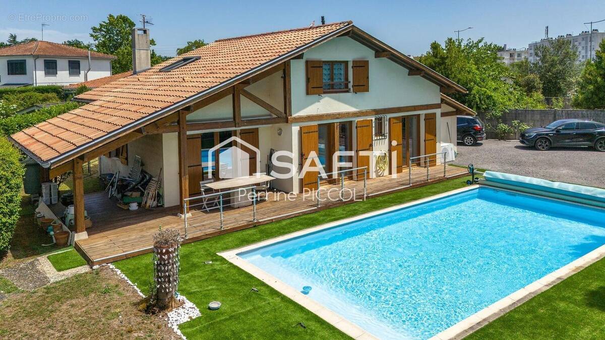 Photo 1 - Maison à MERIGNAC