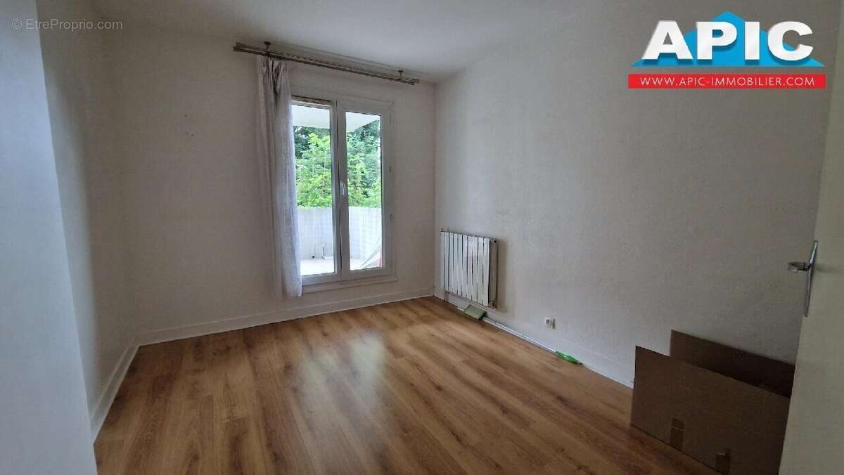 Appartement à GROSLAY