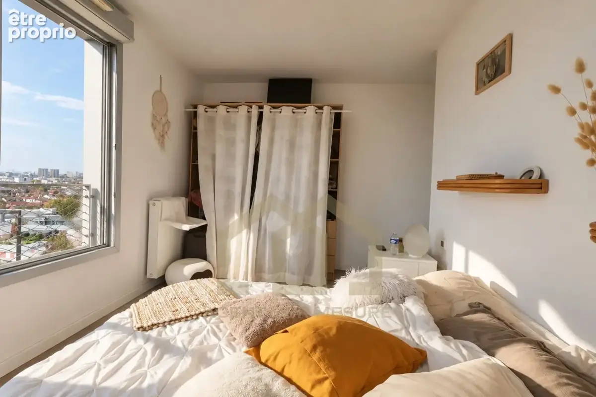 Appartement 4 pièces 92 m² à vendre à Romainville (93230) - photo 5