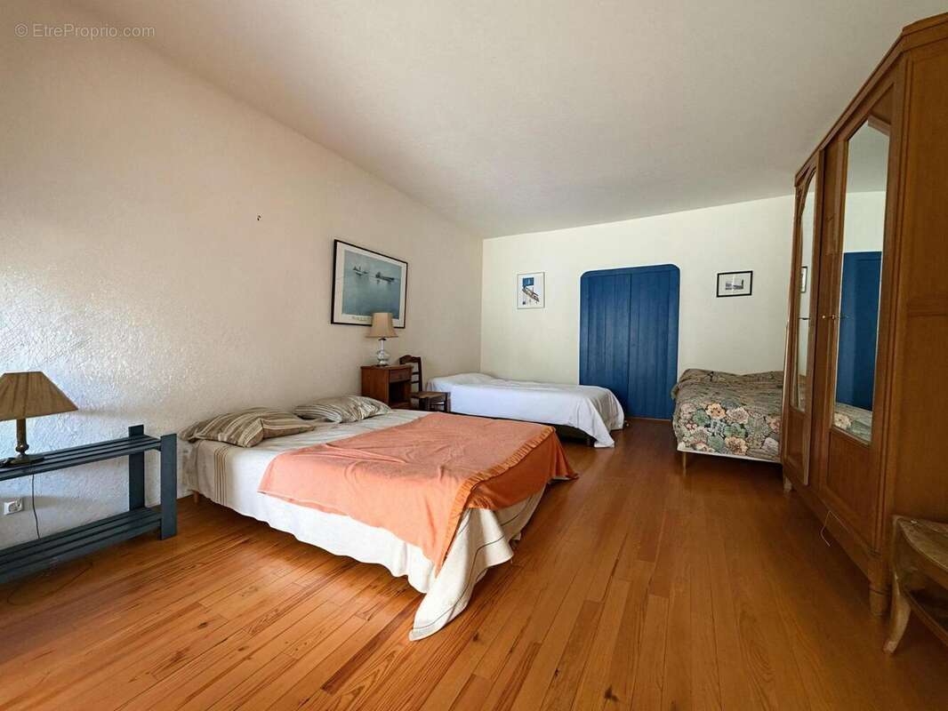   - Maison à JAUJAC