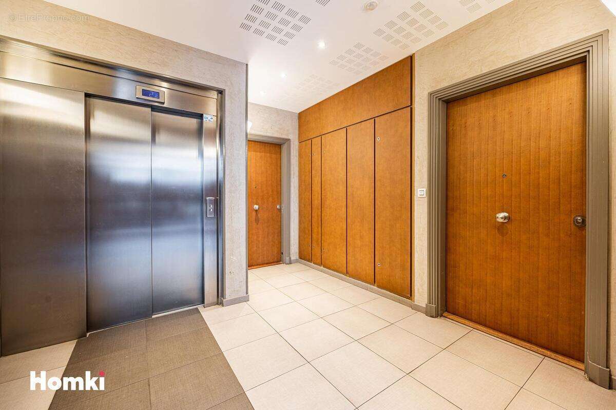 Appartement à MONTROUGE