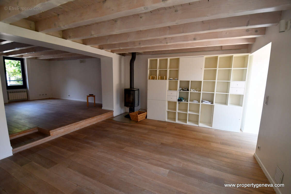 Maison à FERNEY-VOLTAIRE