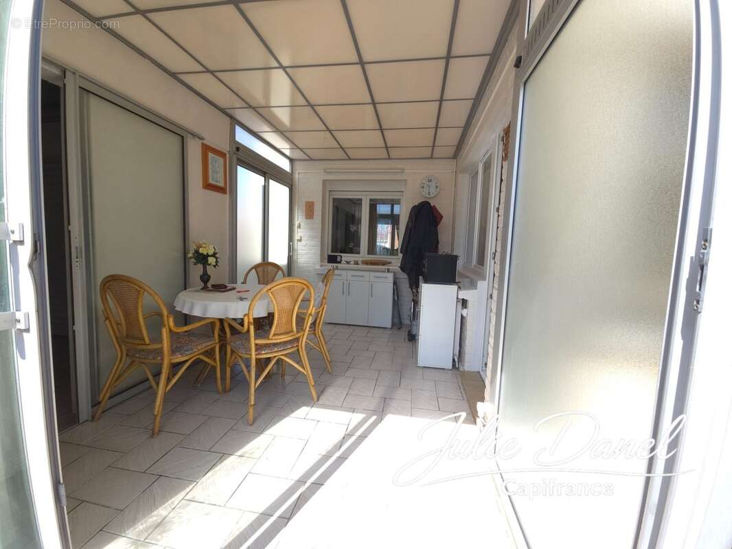 Maison 3 chambres avec jardin et garage - photo 5