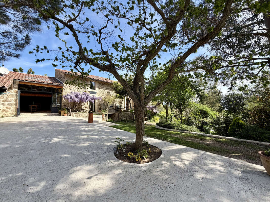 Maison à MAUVES