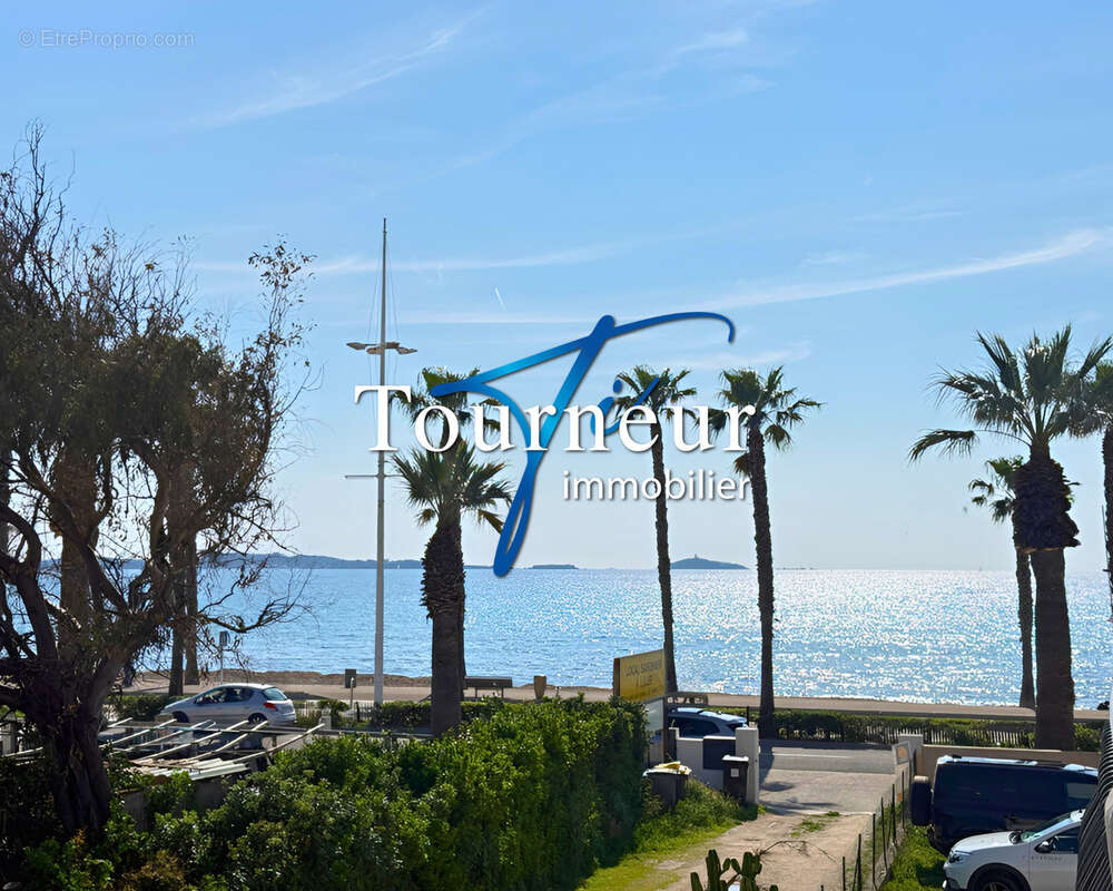 Appartement à SIX-FOURS-LES-PLAGES