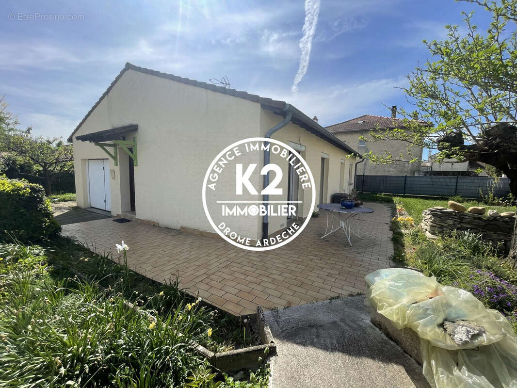 Maison à MONTELIMAR