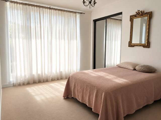 Appartement à LA MADELEINE
