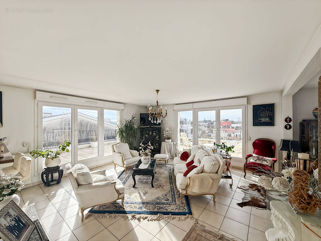 Appartement à PESSAC