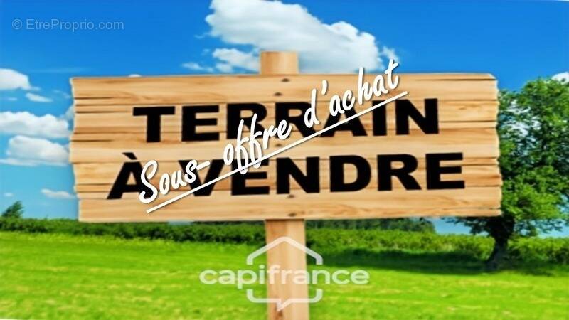 Terrain à MONTREUIL