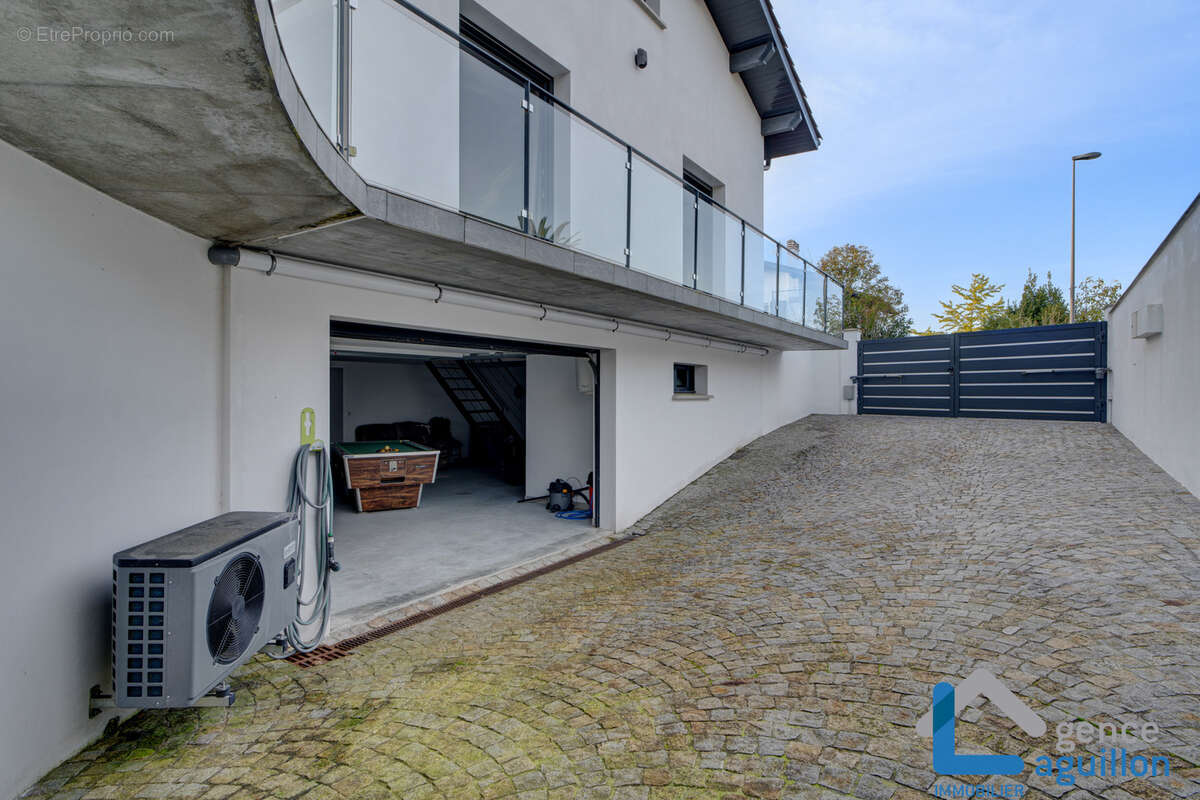 Maison de type 6 pieces hauteur plage piscine et garage - photo 34