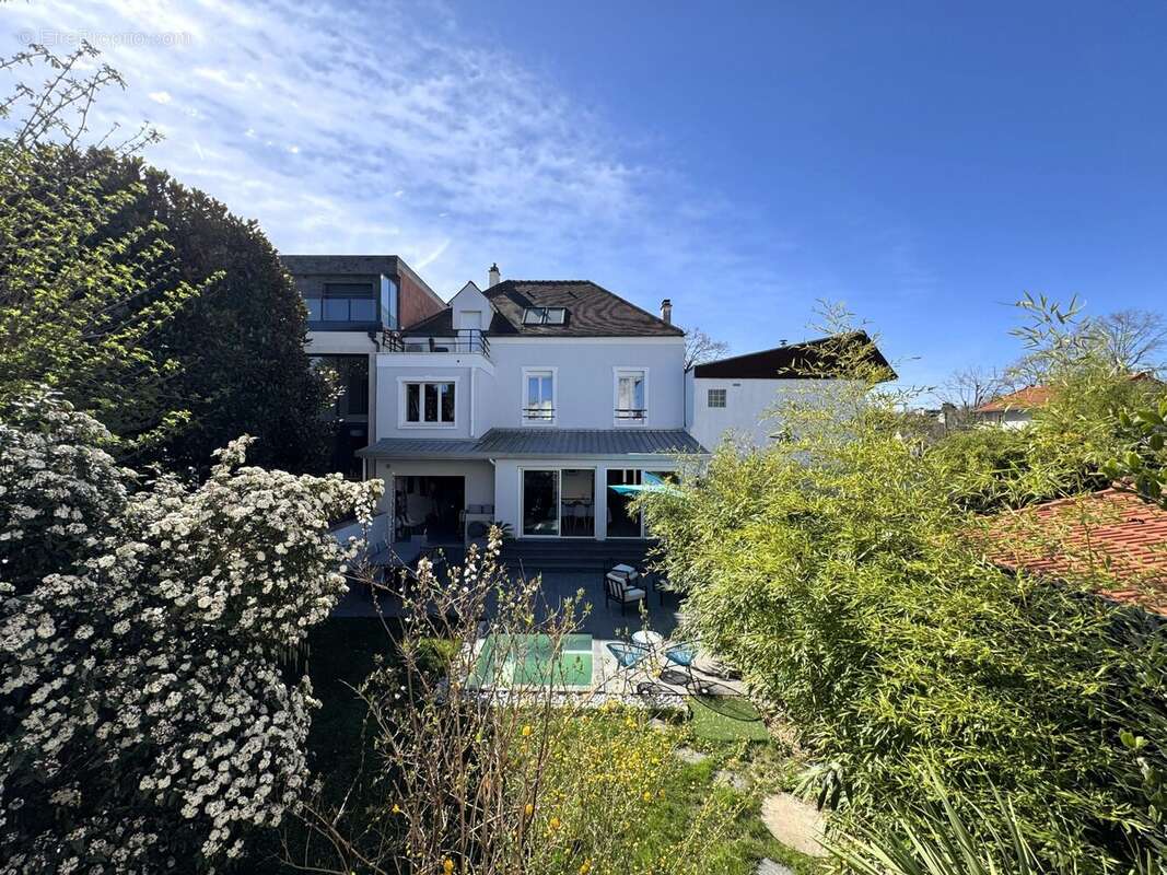 Maison à SAINT-MAUR-DES-FOSSES