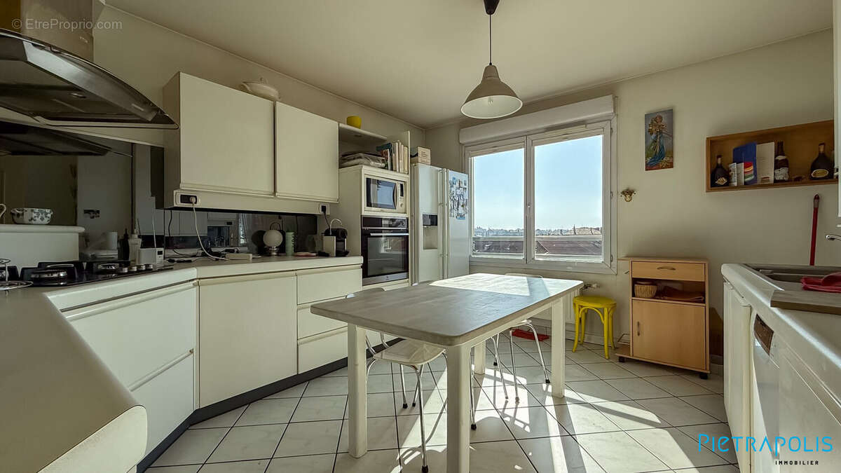 Appartement à LYON-3E