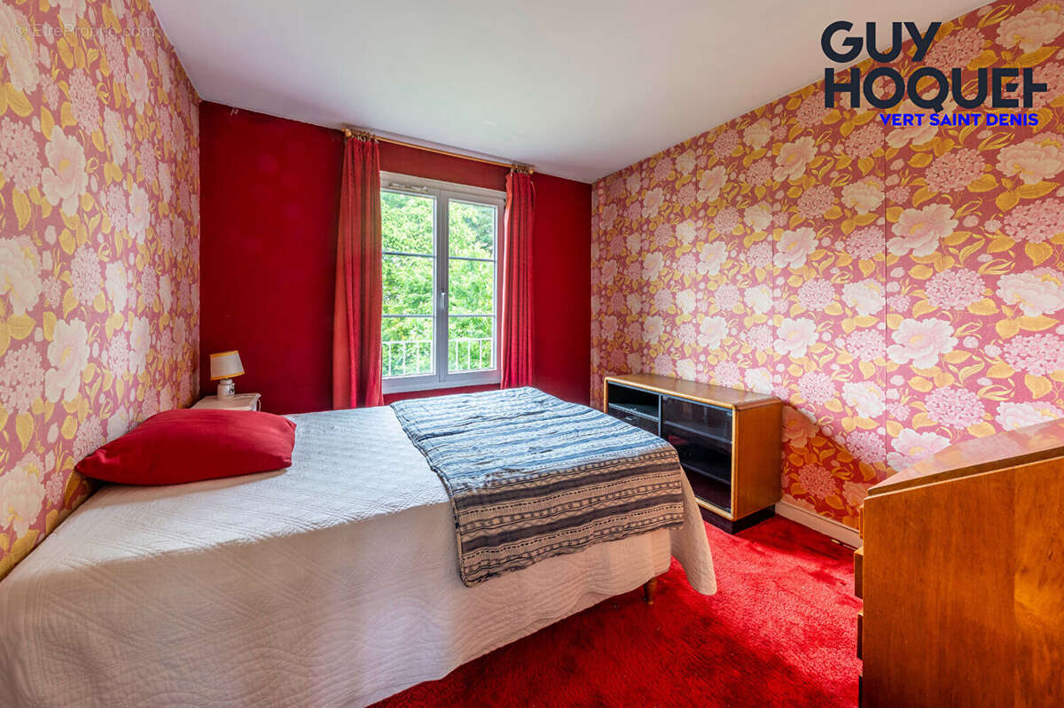 Maison à VERT-SAINT-DENIS