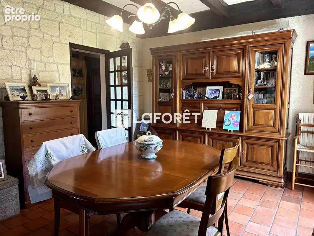 Maison 212 m2 , 4 chambres - 20 min d'Aurillac - photo 6