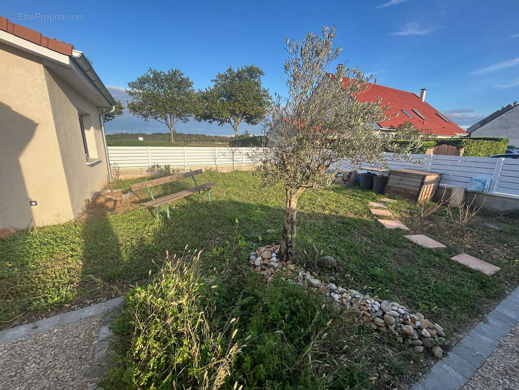 Maison à DECINES-CHARPIEU