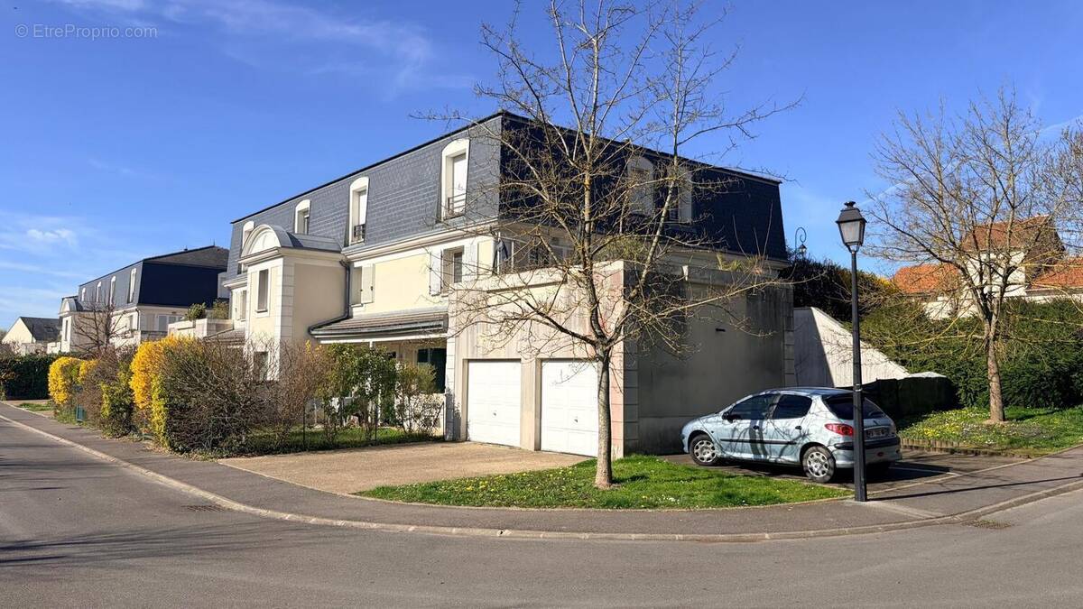 Photo 1 - Appartement à MOISSELLES