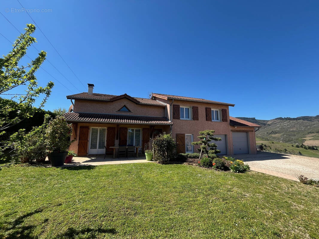 Maison à VAUX-EN-BEAUJOLAIS